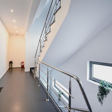 Urban Elegance - Stylish Central Accommodation Bucureşti Ngoại thất bức ảnh