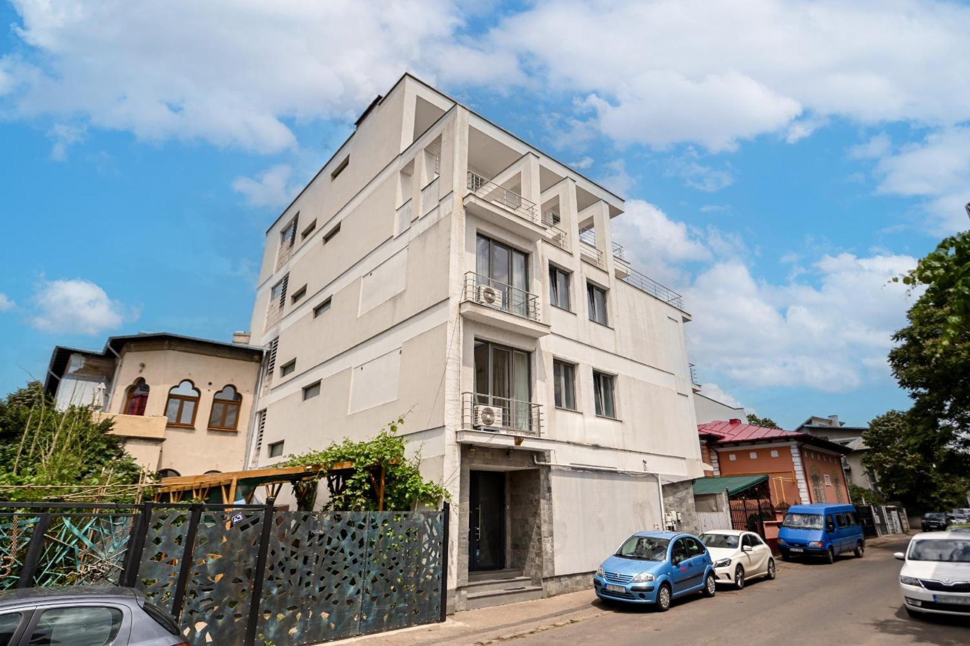 Urban Elegance - Stylish Central Accommodation Bucureşti Ngoại thất bức ảnh