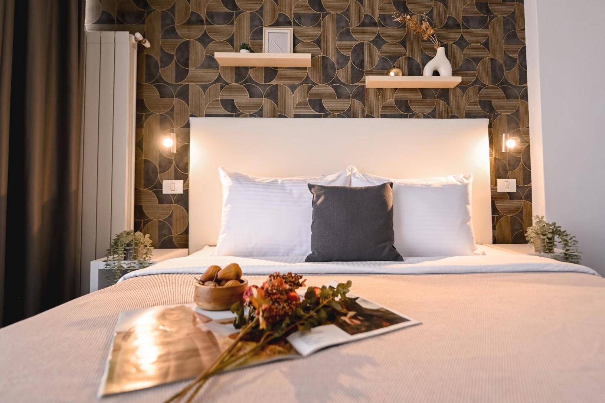 Urban Elegance - Stylish Central Accommodation Bucureşti Ngoại thất bức ảnh