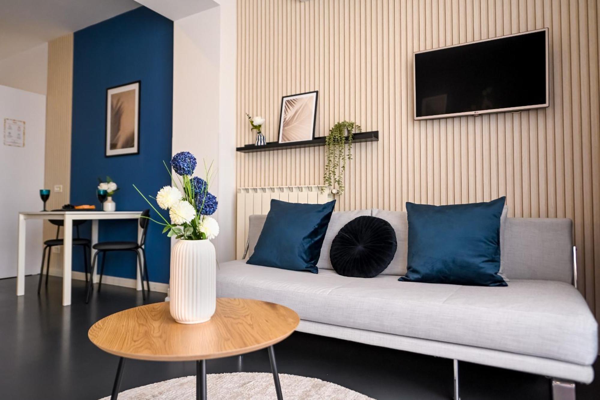 Urban Elegance - Stylish Central Accommodation Bucureşti Ngoại thất bức ảnh