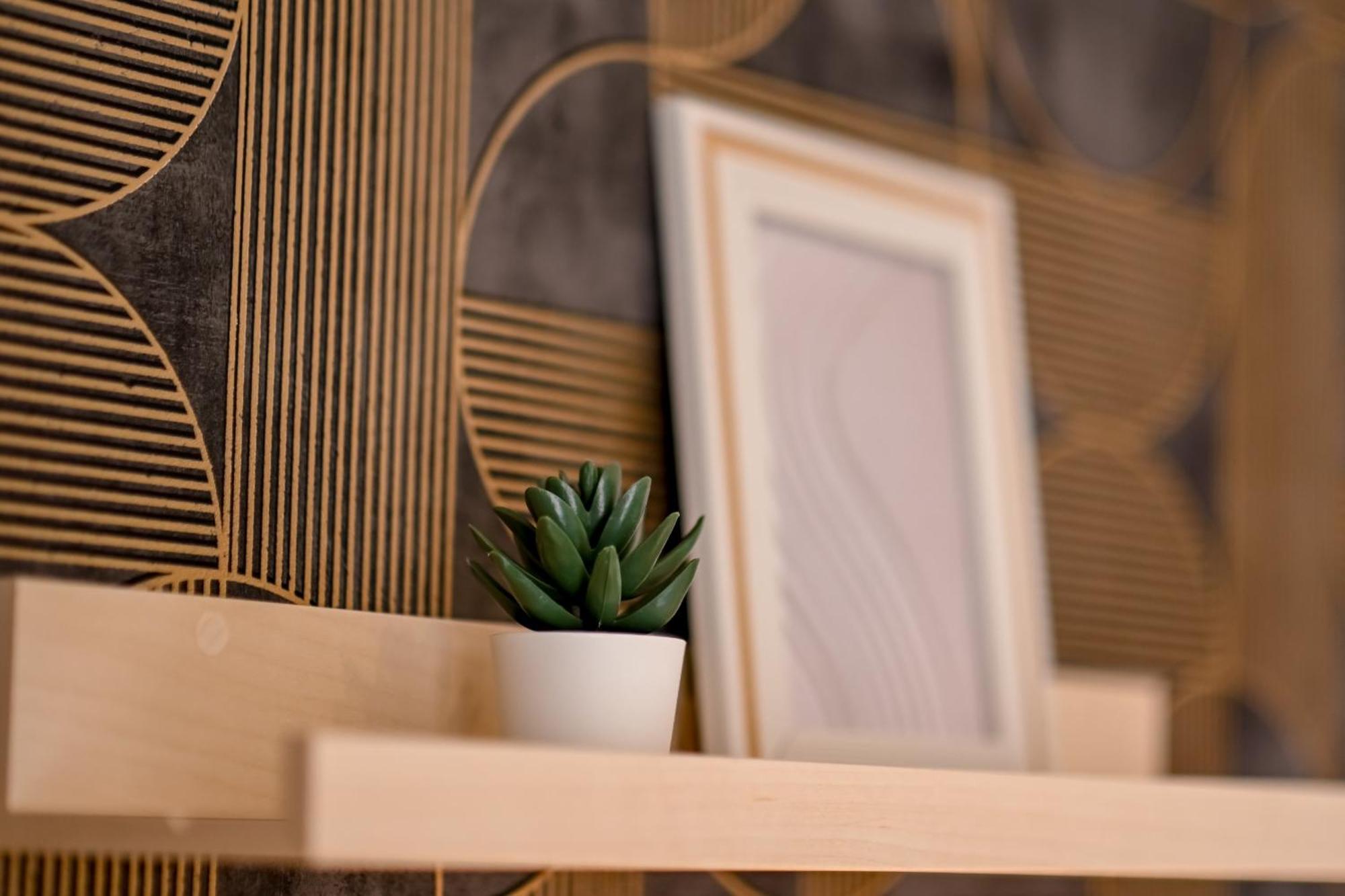 Urban Elegance - Stylish Central Accommodation Bucureşti Phòng bức ảnh