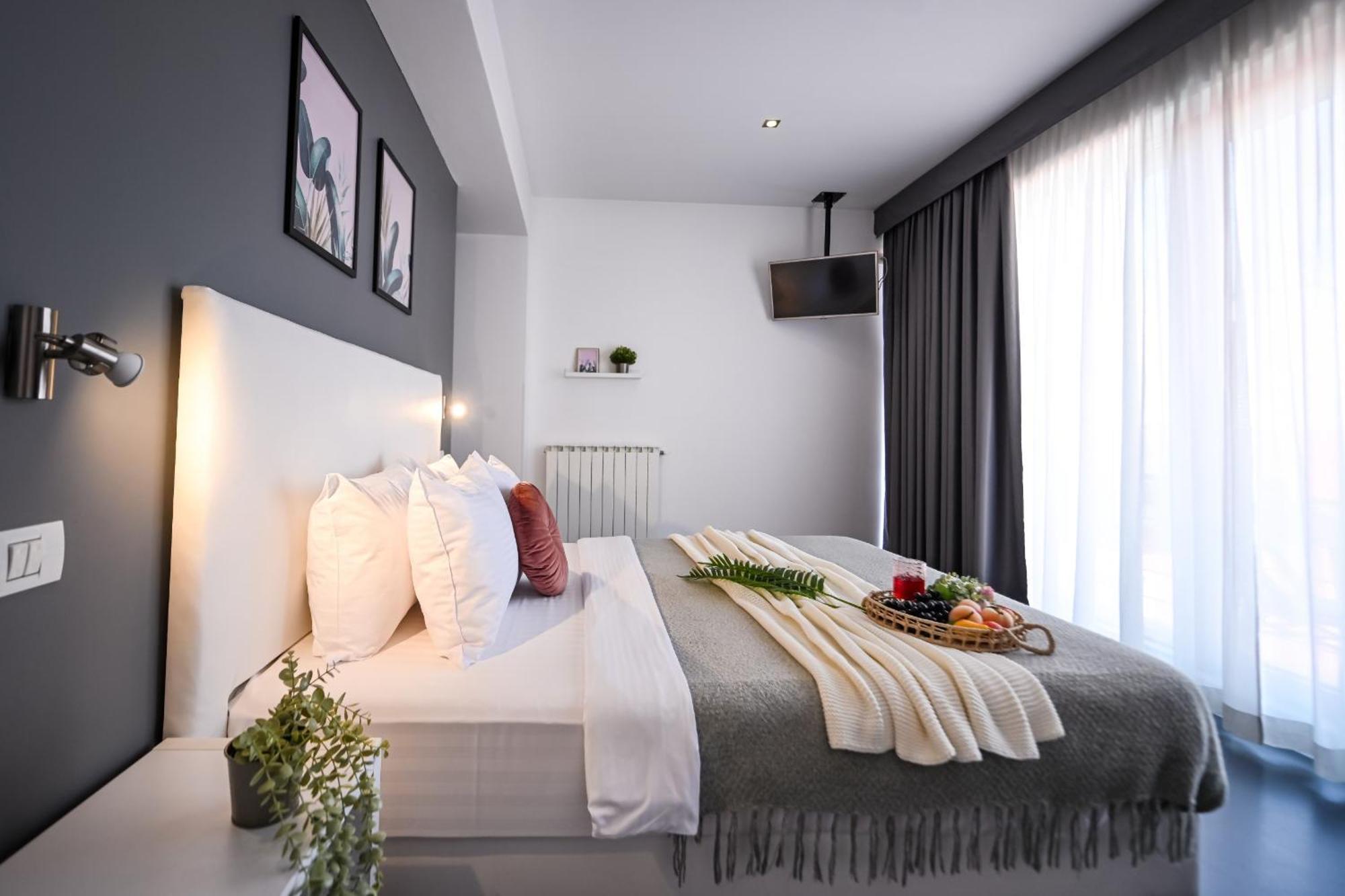 Urban Elegance - Stylish Central Accommodation Bucureşti Phòng bức ảnh