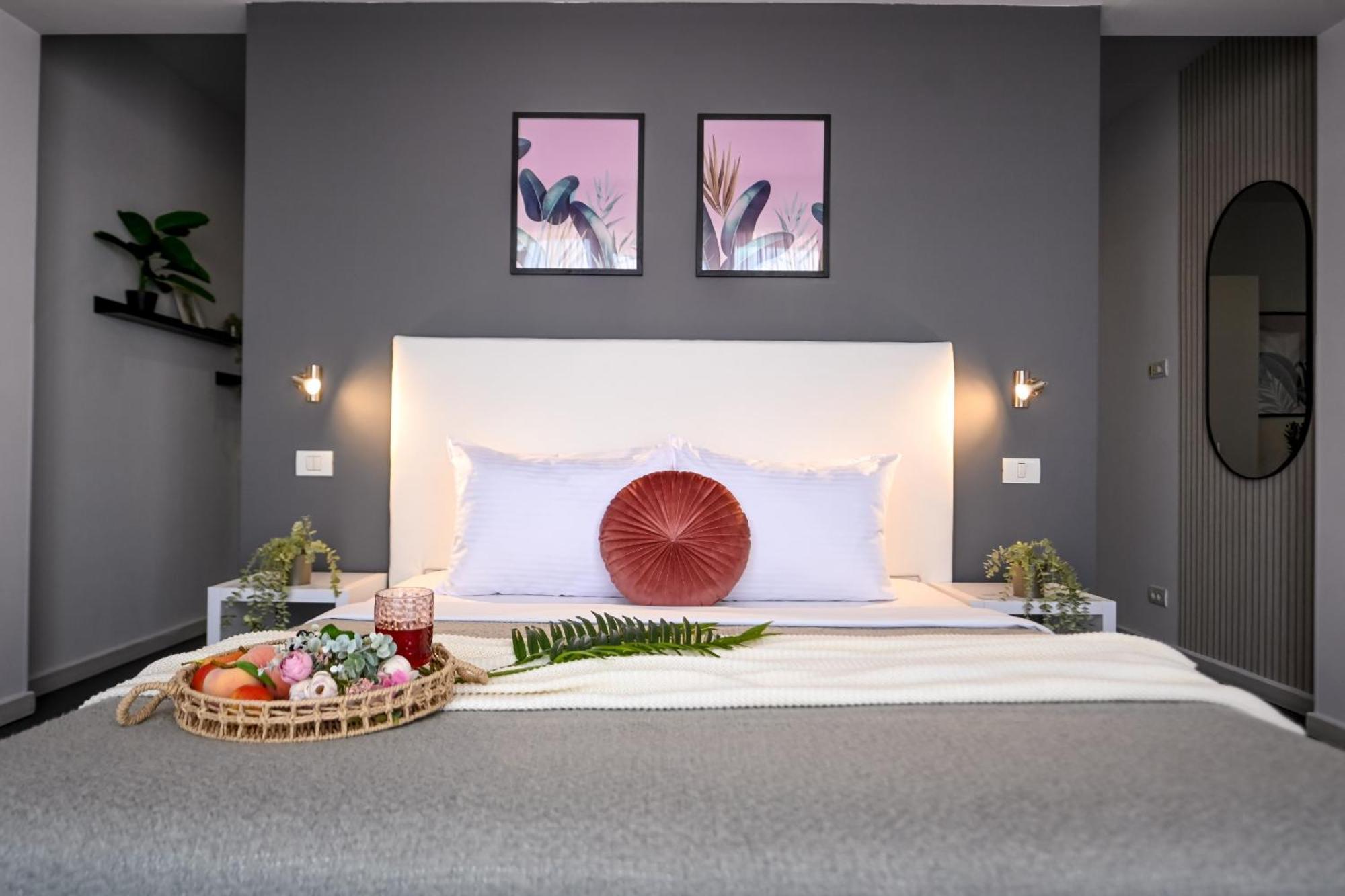 Urban Elegance - Stylish Central Accommodation Bucureşti Phòng bức ảnh