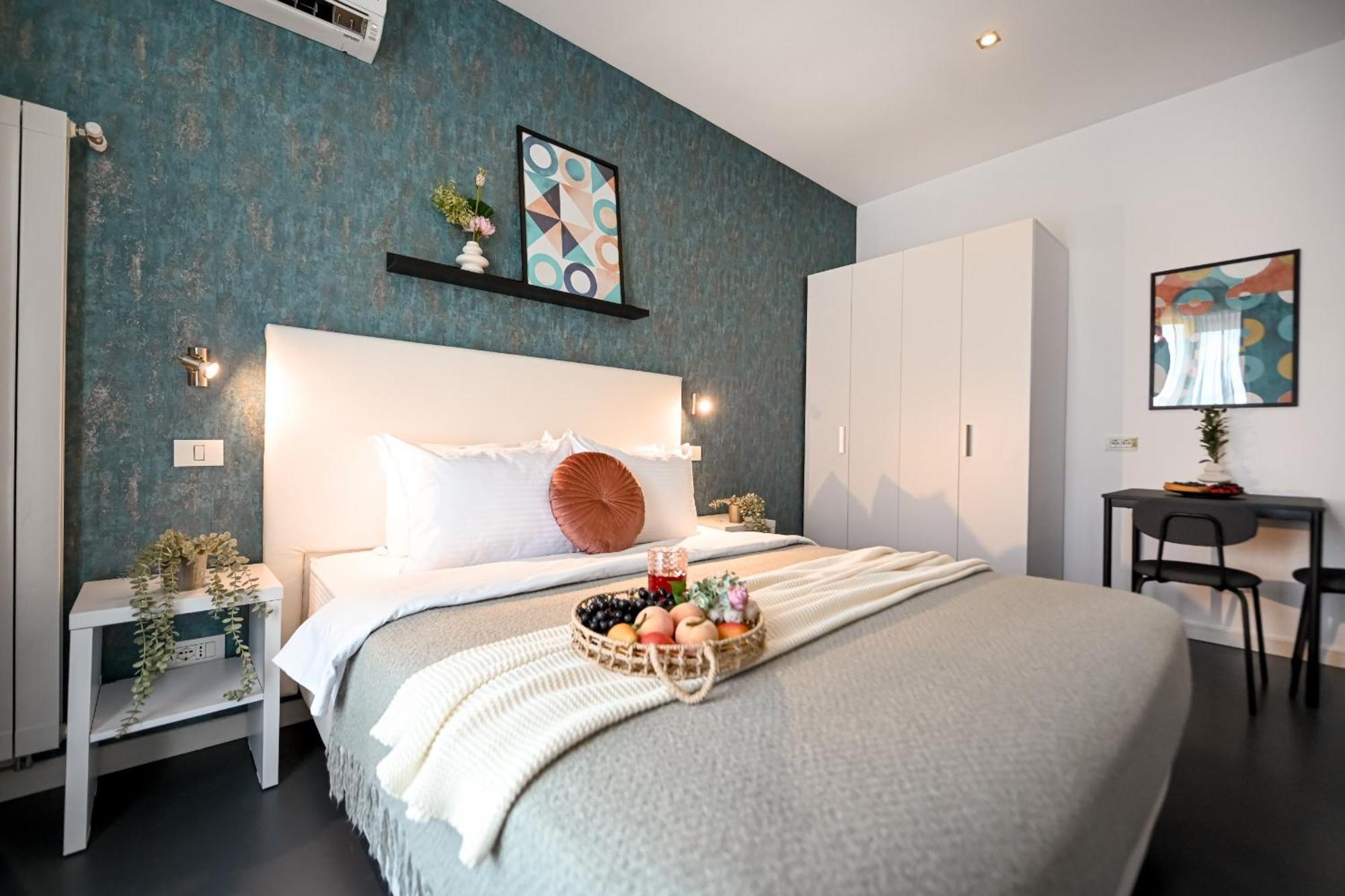 Urban Elegance - Stylish Central Accommodation Bucureşti Phòng bức ảnh